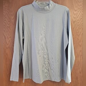 NWOT!  d & co.  mock turtleneck shirt